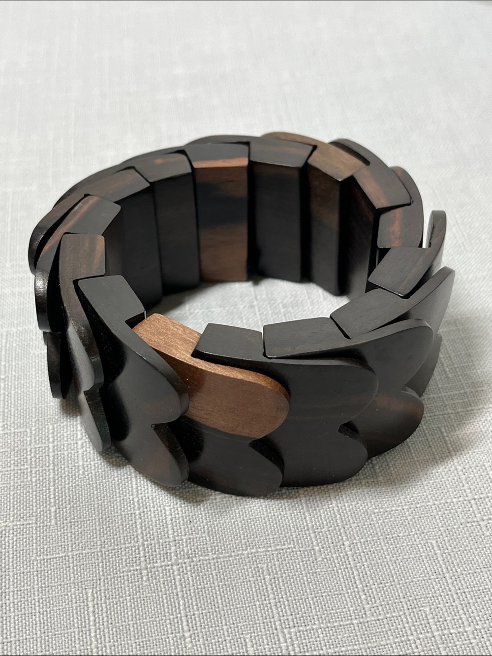 Chunky CHEVRON Wooden Link Stretch Bracelet - Dark Brown Natural Wood Accent